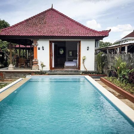Escotel Villa Marga ตาบานัน ภายนอก รูปภาพ