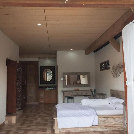 Escotel Villa Marga ตาบานัน ภายนอก รูปภาพ