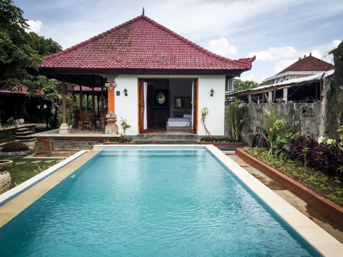 Escotel Villa Marga ตาบานัน ภายนอก รูปภาพ