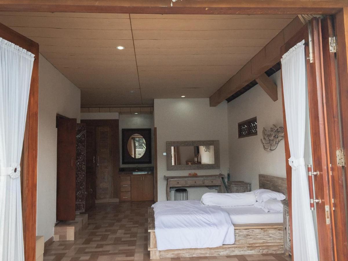 Escotel Villa Marga ตาบานัน ภายนอก รูปภาพ